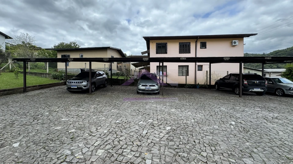 Apartamento térreo à venda em Picada Café na Serra Gaúcha