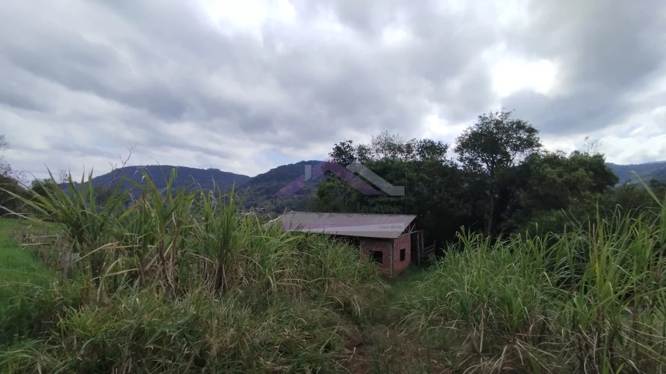 Imagens do imóveis Área de terra com vista panorâmica à venda próxima ao centro de Picada Café na Serra Gaúcha