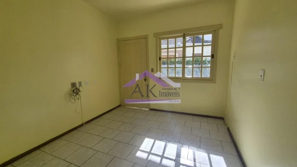 Sobrado com dois quartos para locação, localizado no Bairro Joaneta, na cidade de Picada Café
