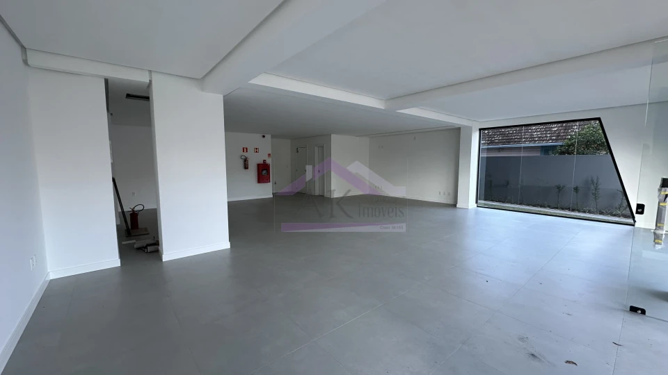 Sala comercial para locação no Centro de Nova Petrópolis, na Serra Gaúcha