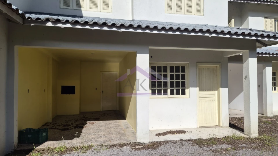 Sobrado com dois quartos para locação, localizado no Bairro Joaneta, na cidade de Picada Café