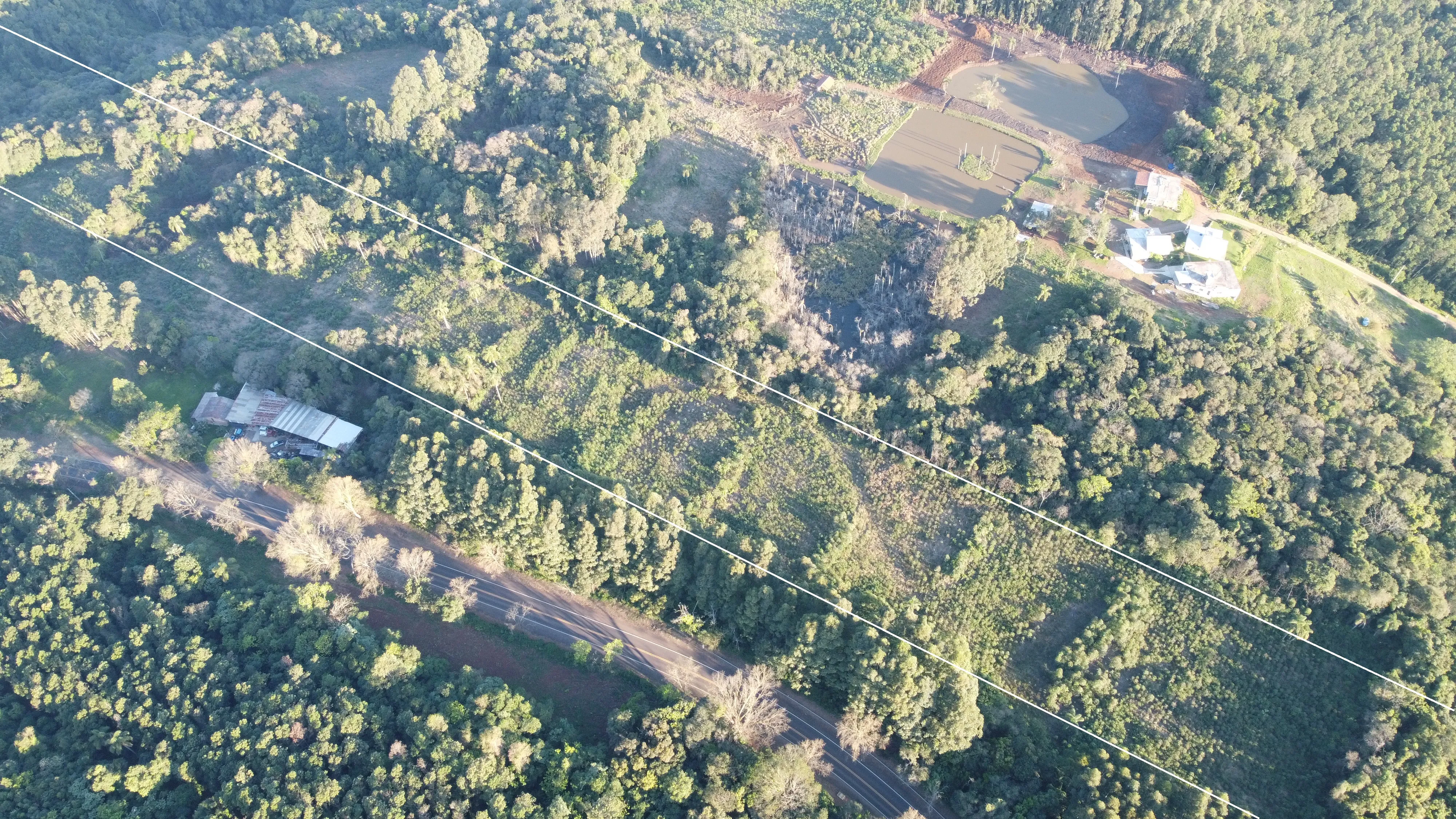 Área de terras com duas frentes para a BR 116 à venda em Picada Café na Serra Gaúcha