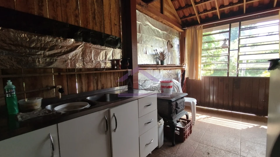 Sítio com duas casas à venda em Picada Café na Serra Gaúcha