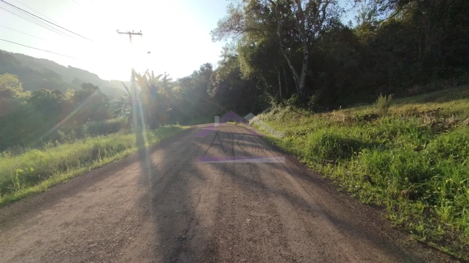 Terreno à venda no bairro Floresta em Picada Café na Serra Gaúcha