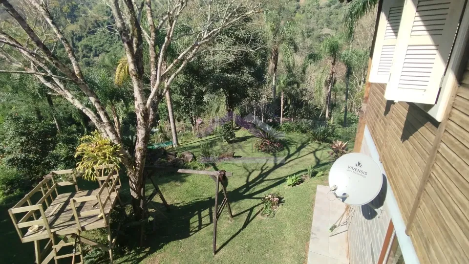 Sítio com riacho e casa enxaimel à venda em Picada Café na Serra Gaúcha