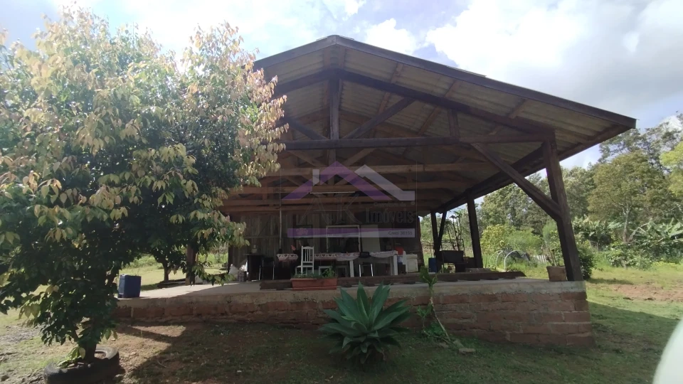 Sítio com duas casas à venda em Picada Café na Serra Gaúcha