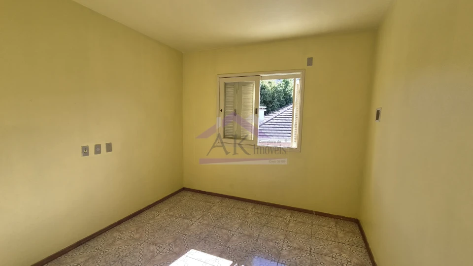 Sobrado com dois quartos para locação, localizado no Bairro Joaneta, na cidade de Picada Café