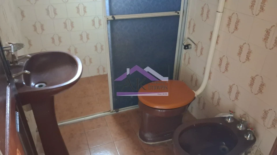 Casa com 3 quartos para locação, localizada as margens da BR-116, em Picada Café, na Serra Gaúcha