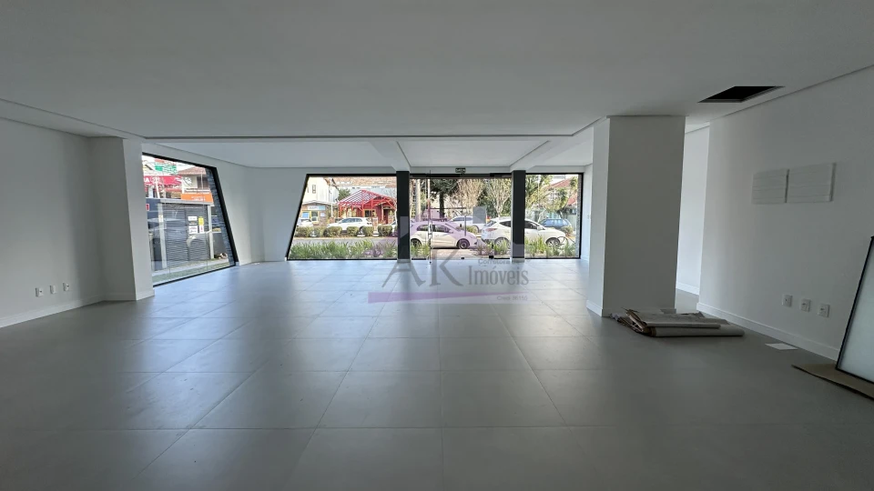 Sala comercial para locação no Centro de Nova Petrópolis, na Serra Gaúcha