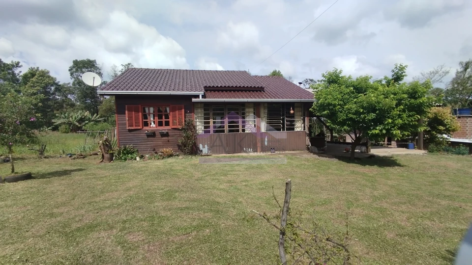 Sítio com duas casas à venda em Picada Café na Serra Gaúcha