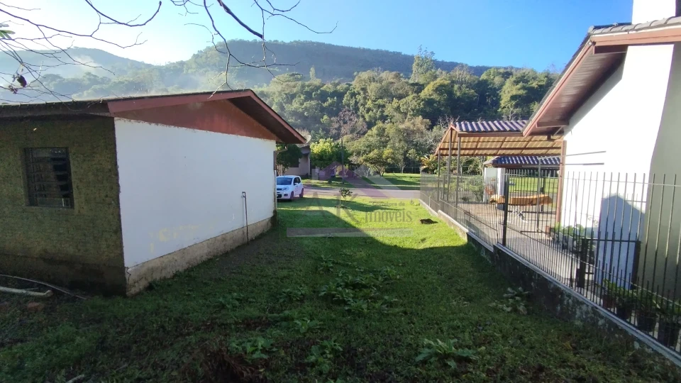 Casa térrea à venda no bairro Kaffee Eck em Picada Café na Serra Gaúcha