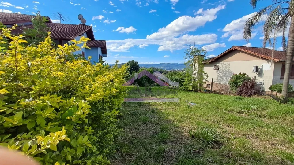 Excelente terreno com vista à venda na cidade de Ivoti