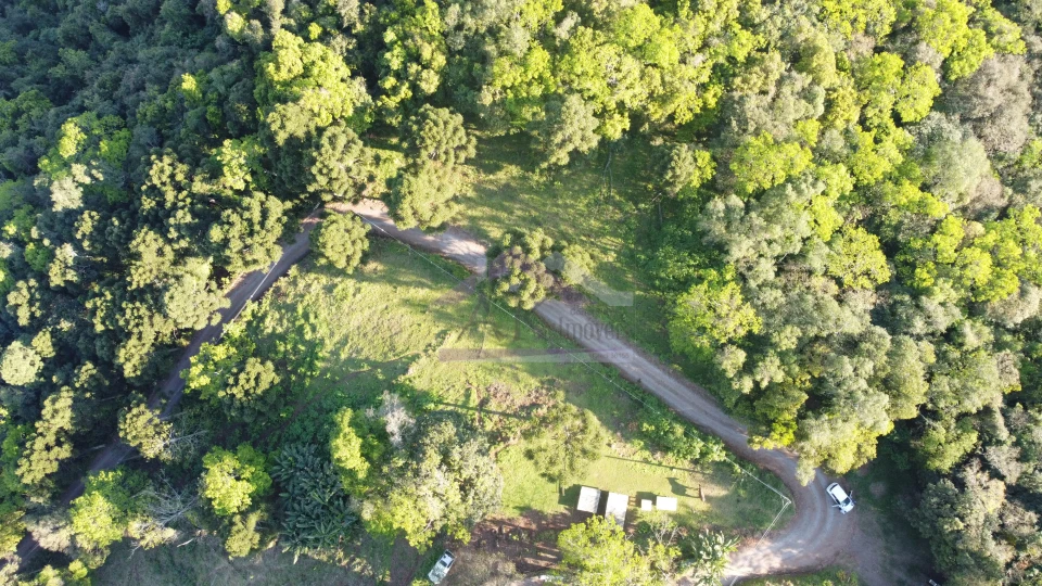 Excelente área de terra com ótima localizaçao à venda em Nova Petrópolis