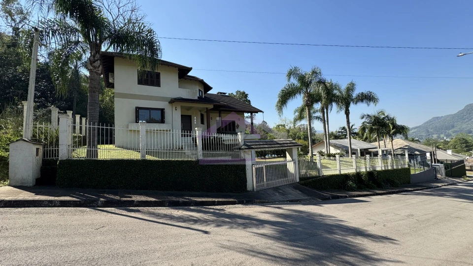 Imagens do imóveis Casa com linda vista à venda em Picada Café na Serra Gaúcha