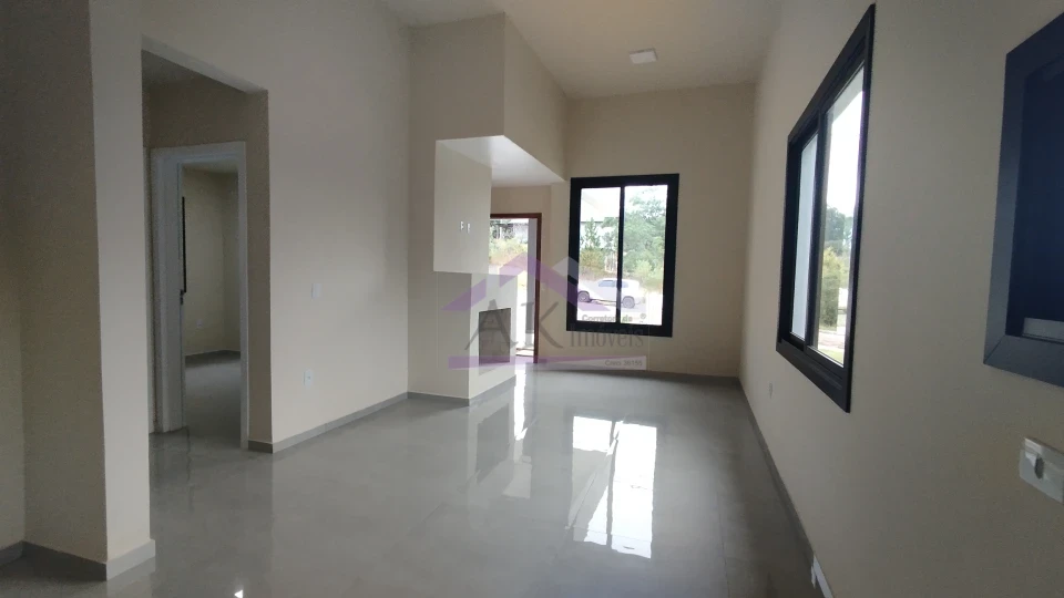 Excelente  casa a venda no centro de presidente Lucena.