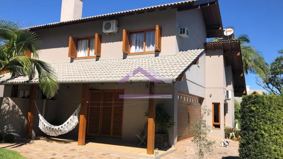 Casa de alto padrão com 2 quartos , 1 suíte e um maravilhoso quiosque à venda no bairro Jardim do Alto  em Ivoti