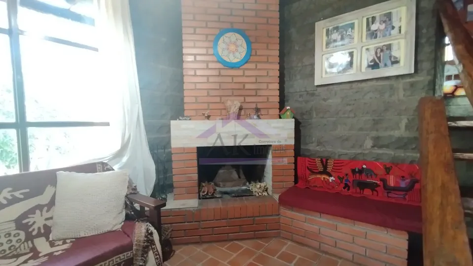 Sítio com riacho e casa enxaimel à venda em Picada Café na Serra Gaúcha