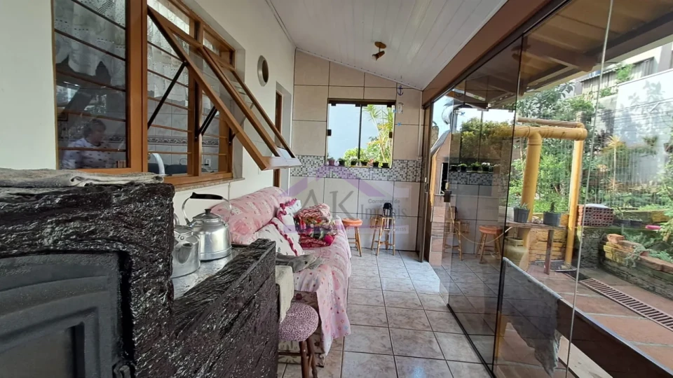 Imagens do imóveis Excelente  casa com 5 quartos e piscina a venda em Ivoti.