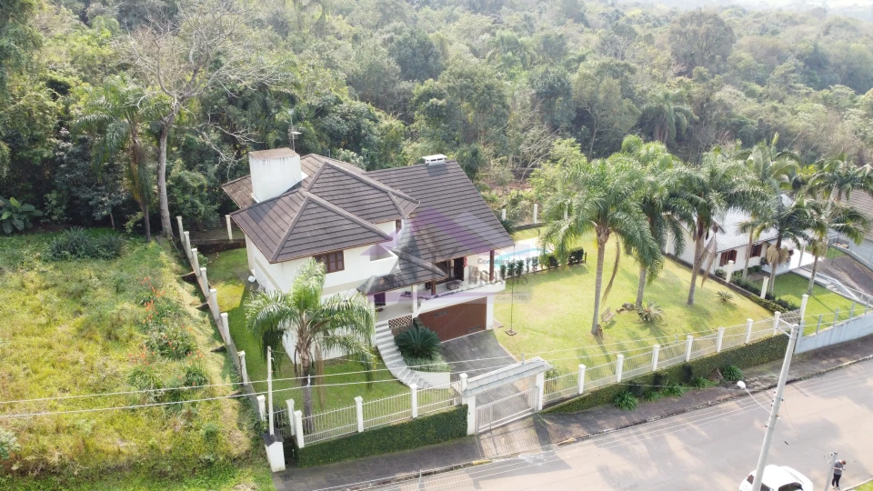 Imagens do imóveis Casa com linda vista à venda em Picada Café na Serra Gaúcha