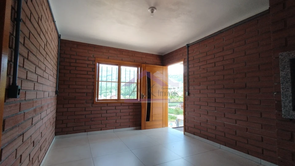 Casa com 4 quartos à venda no bairro Joaneta, em Picada Café. na Serra Gaúcha