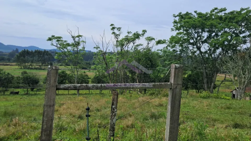 Imagens do imóveis Excelente área de terra com ótima localizaçâo à venda em Presidente Lucena
