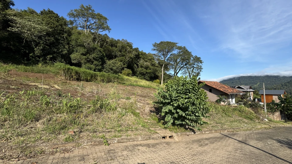 Terreno urbano à venda em Picada Café na Serra Gaúcha