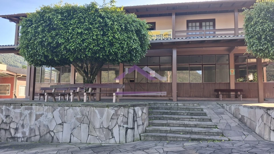 Ampla sala comercial para locação no Bairro Joaneta, na cidade de Picada Café