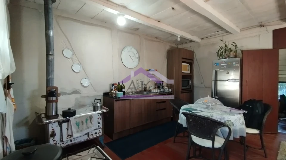 Imagens do imóveis Excelente sítio com casa enxaimel e açude à venda em Picada Café na Serra Gaúcha