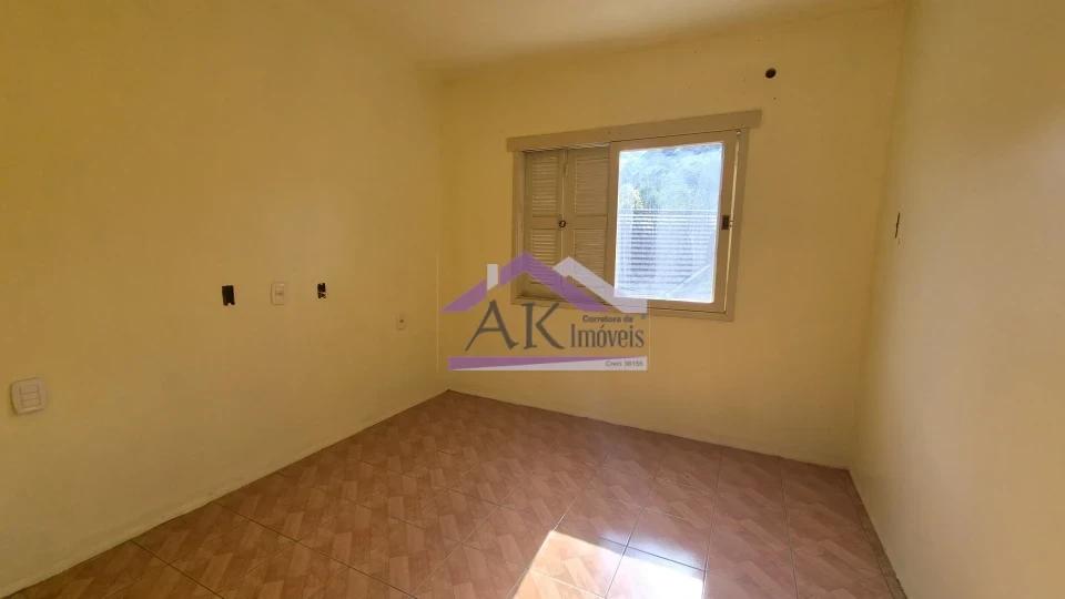 Sobrado com dois quartos para locação, localizado no Bairro Joaneta, na cidade de Picada Café