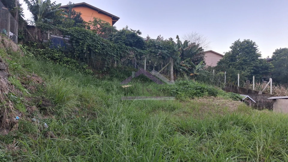 Terreno com 376,80m² à venda no Bairro Esperança, em Picada Café, na Serra Gaúcha
