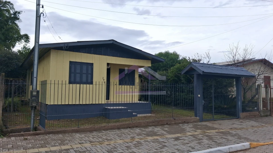 Casa com 3 quartos para locação próxima à BR-116, na cidade de Picada Café