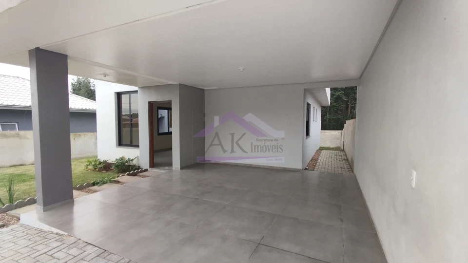 Excelente  casa a venda no centro de presidente Lucena.