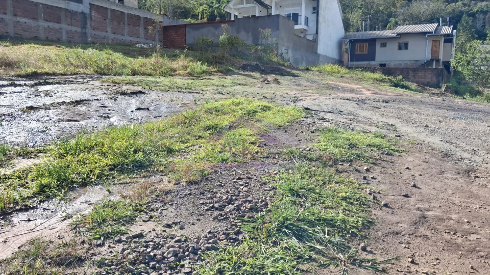 Terreno à venda no Centro de Picada Café, na Serra Gaúcha