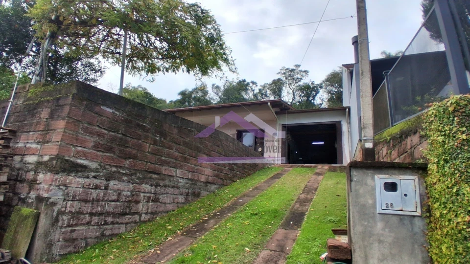 Imagens do imóveis Casa com 2 quartos à venda no Centro de Picada Café, na Serra Gaúcha