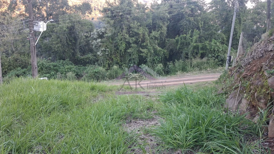 Terreno com 376,80m² à venda no Bairro Esperança, em Picada Café, na Serra Gaúcha