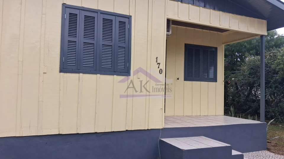 Casa com 3 quartos para locação próxima à BR-116, na cidade de Picada Café