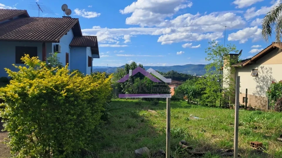 Excelente terreno com vista à venda na cidade de Ivoti