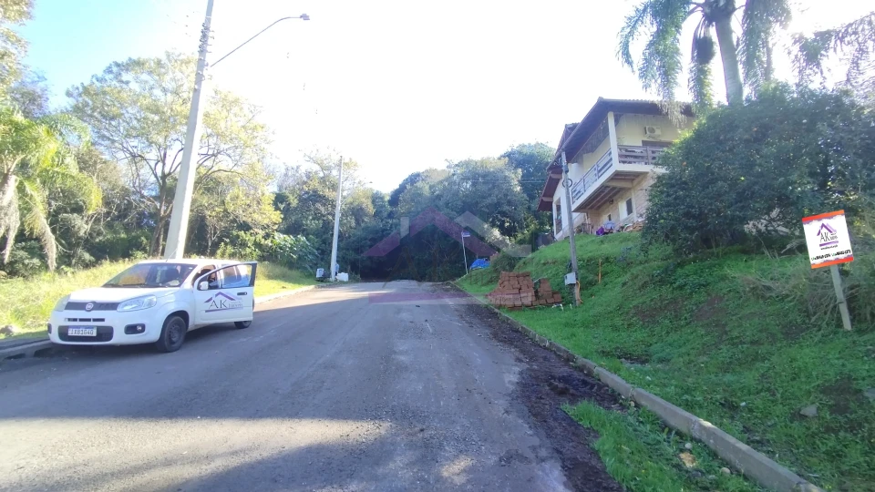 Imagens do imóveis Excelente terreno à venda no bairro Alto da Colina em Picada Café na Serra Gaúcha