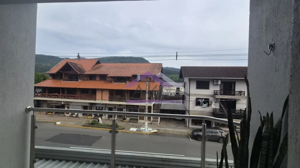 Apartamento semimobiliado, com 2 quartos para locação, no Centro de Picada Café na Serra Gaúcha