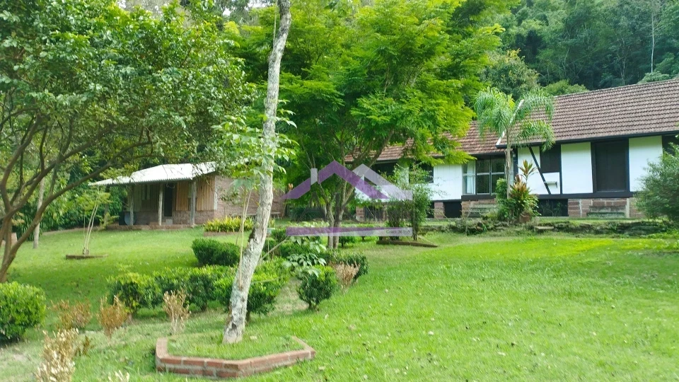 Imagens do imóveis Sítio com 2 quartos para locação na cidade de Picada Café, na Serra Gaúcha