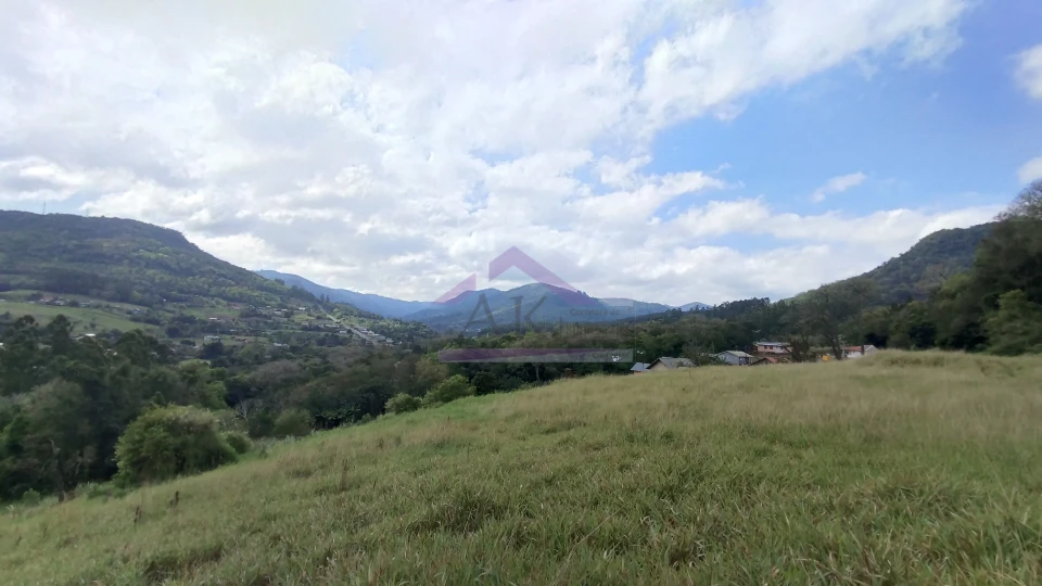 Imagens do imóveis Área de terra com vista panorâmica à venda próxima ao centro de Picada Café na Serra Gaúcha