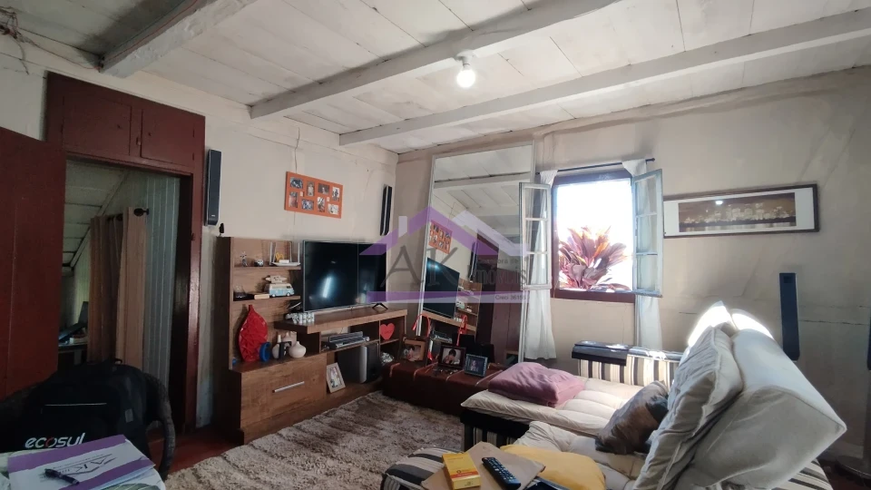 Imagens do imóveis Excelente sítio com casa enxaimel e açude à venda em Picada Café na Serra Gaúcha