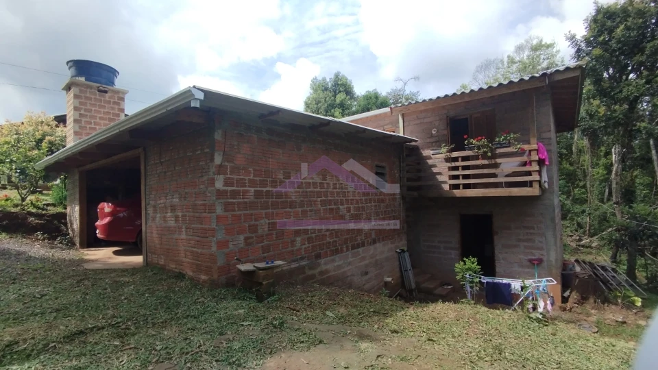 Sítio com duas casas à venda em Picada Café na Serra Gaúcha