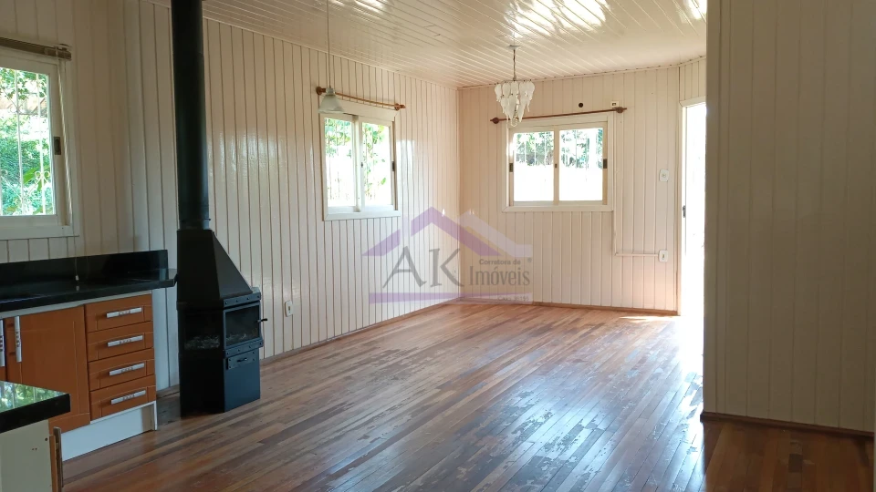Casa em madeira com 3 quartos à venda em Picada Café, na Serra Gaúcha