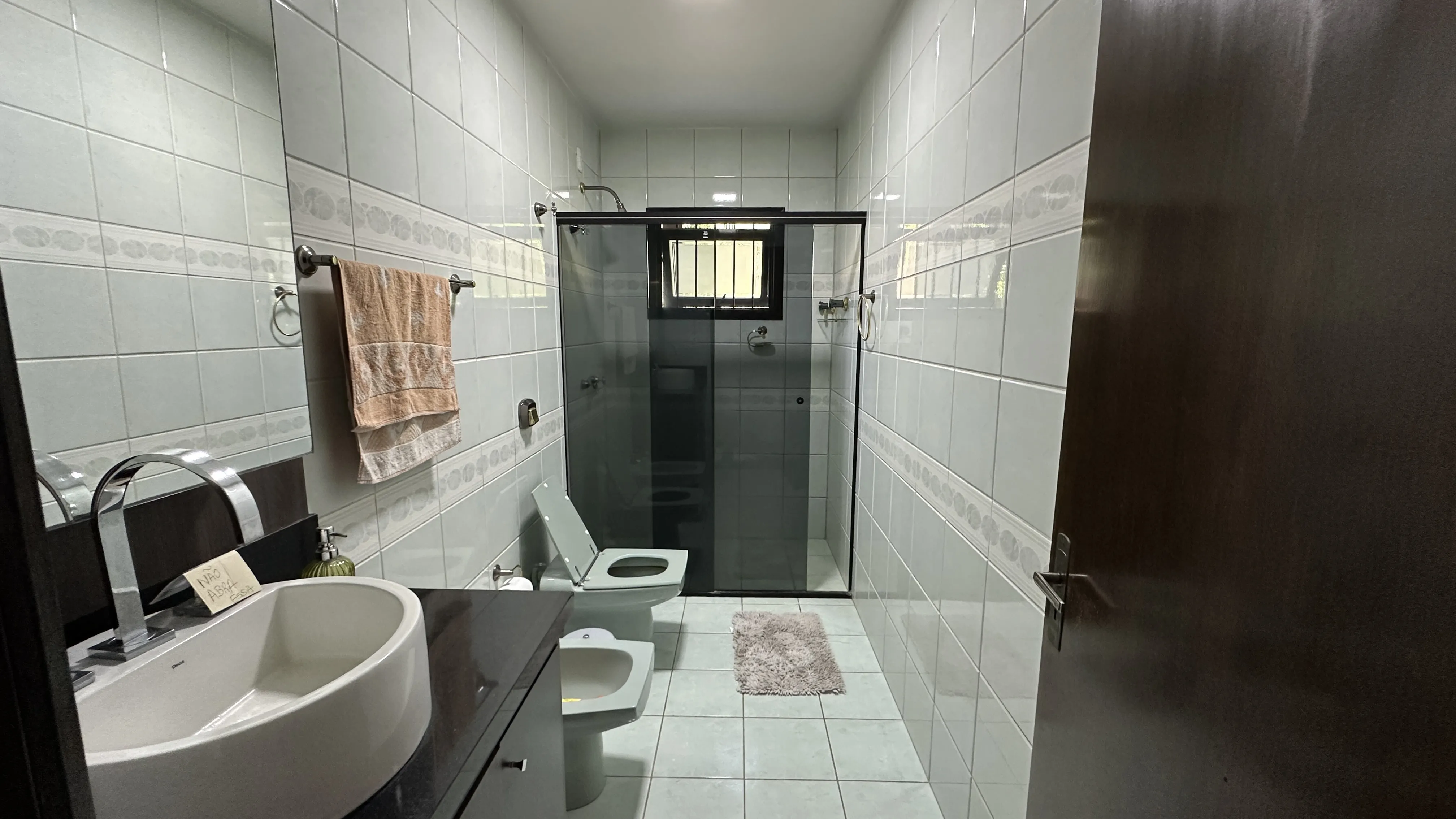 Casa de alto padrão com amplo terreno à venda na Serra Gaúcha