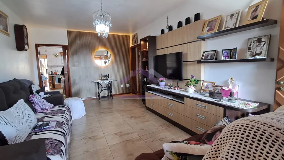 Imagens do imóveis Excelente  casa com 5 quartos e piscina a venda em Ivoti.