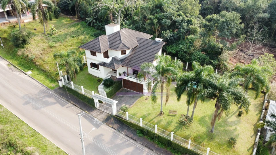 Imagens do imóveis Casa com linda vista à venda em Picada Café na Serra Gaúcha