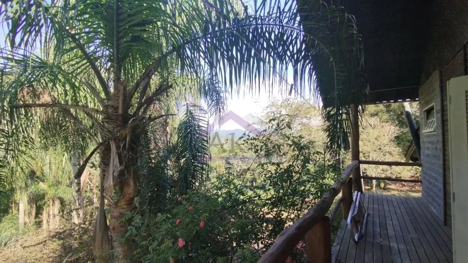 Sítio com riacho e casa enxaimel à venda em Picada Café na Serra Gaúcha