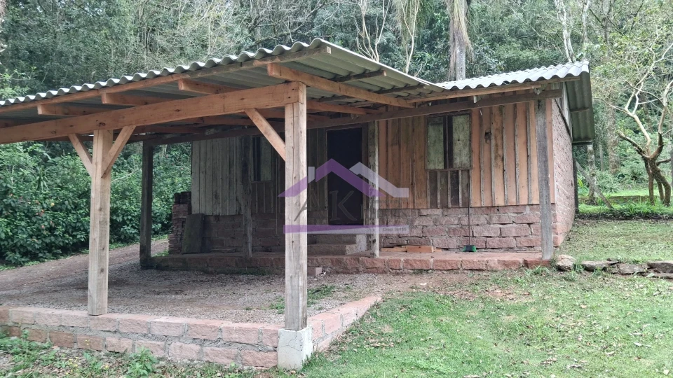 Imagens do imóveis Sítio com 2 quartos para locação na cidade de Picada Café, na Serra Gaúcha