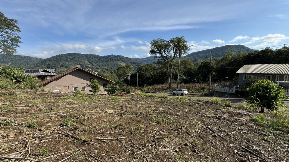 Terreno urbano à venda em Picada Café na Serra Gaúcha